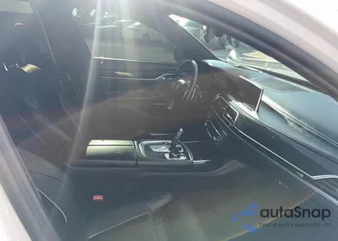 2017 BMW 750 I z USA, uszkodzony, nr VIN WBA7F0C3XHGM21856